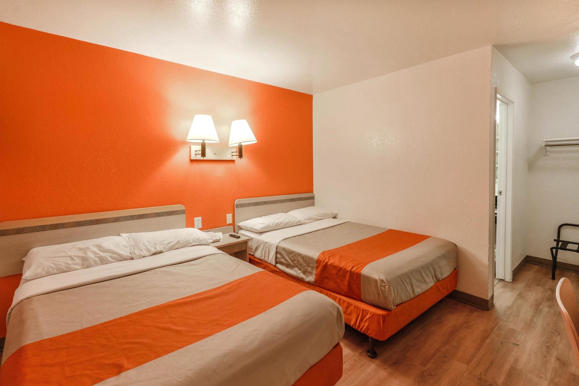 Motel 6-Huntsville, Tx מראה חיצוני תמונה