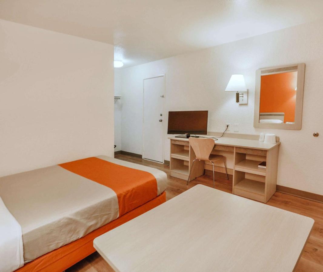 Motel 6-Huntsville, Tx מראה חיצוני תמונה