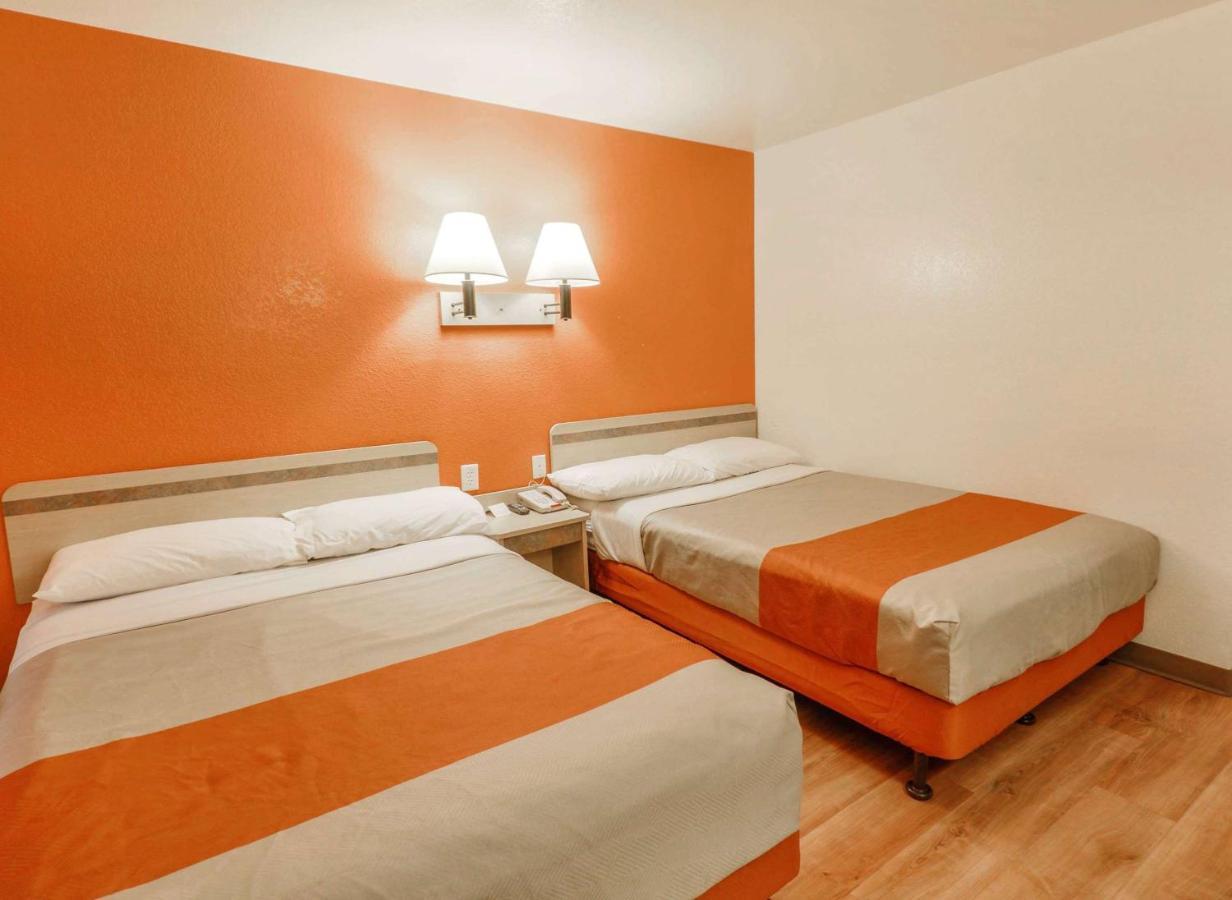 Motel 6-Huntsville, Tx מראה חיצוני תמונה
